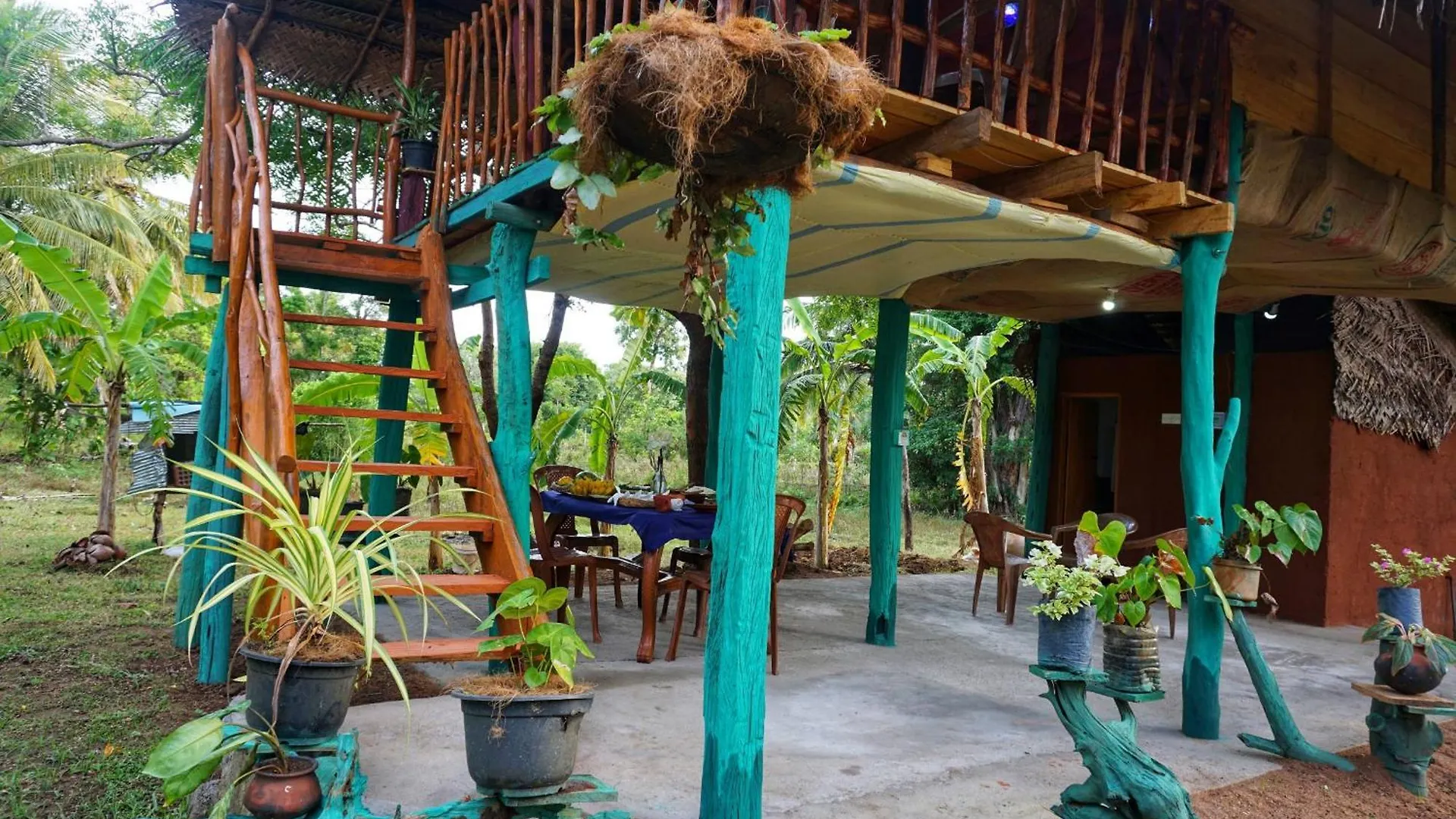 Rana Treehouse Bed & Breakfast Piduragala 0*,